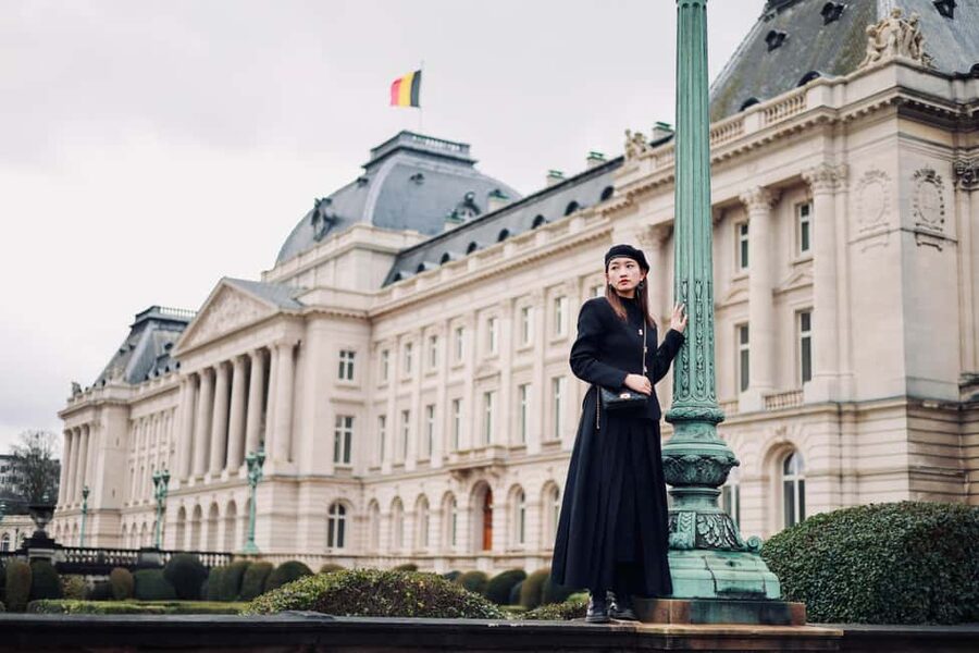 Brussels City Photoshoot With a Professional Photographer - Framing the city at Mont des Arts