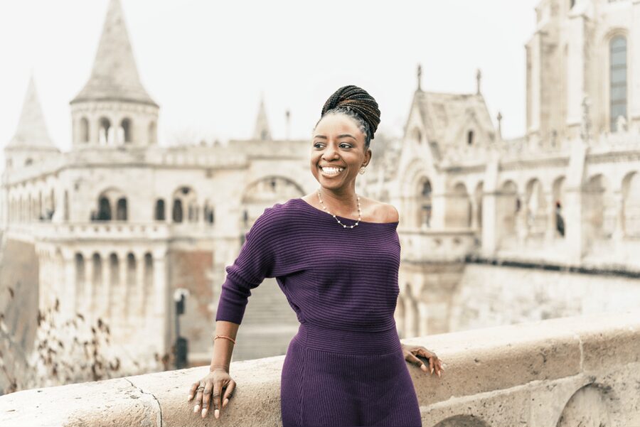 Buda Castle: Group photoshoot with a local guide - Who will enjoy this most?