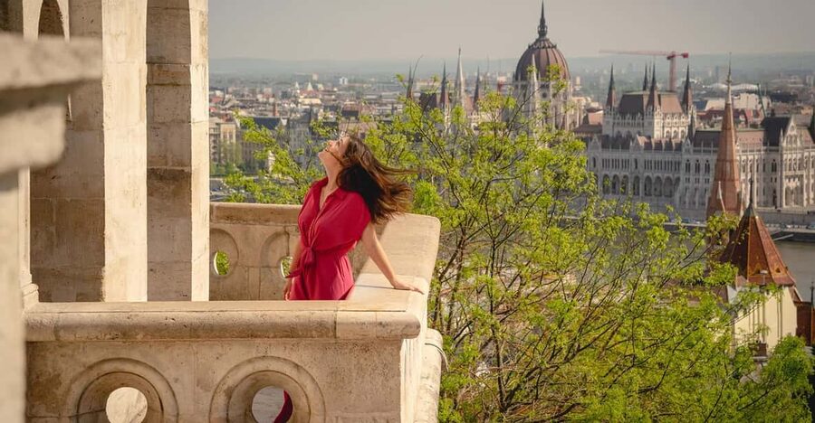 Budapest: Fast Private Photoshoot at Fisherman's Bastion - Key points at a glance