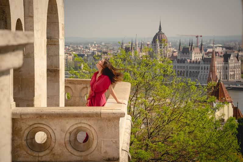 Budapest: Fast Private Photoshoot at Fisherman's Bastion - Why Fisherman’s Bastion works so well for portraits