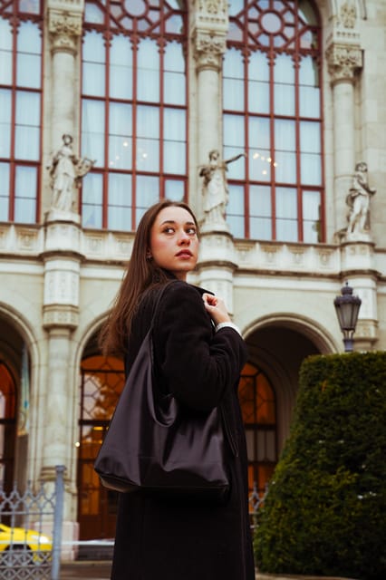 Budapest: Photo Session with Professional Local Photographer - Key things to know before you book