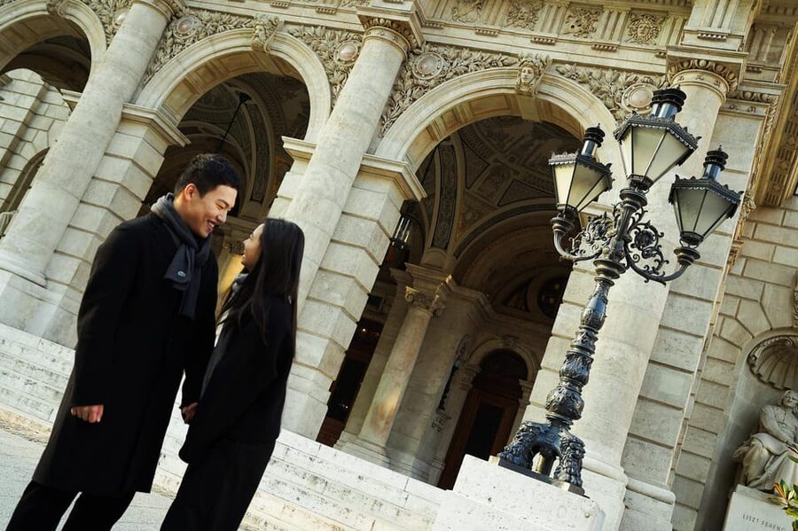 Budapest: Photo Session with Professional Local Photographer - Moving through Budapest’s iconic spots