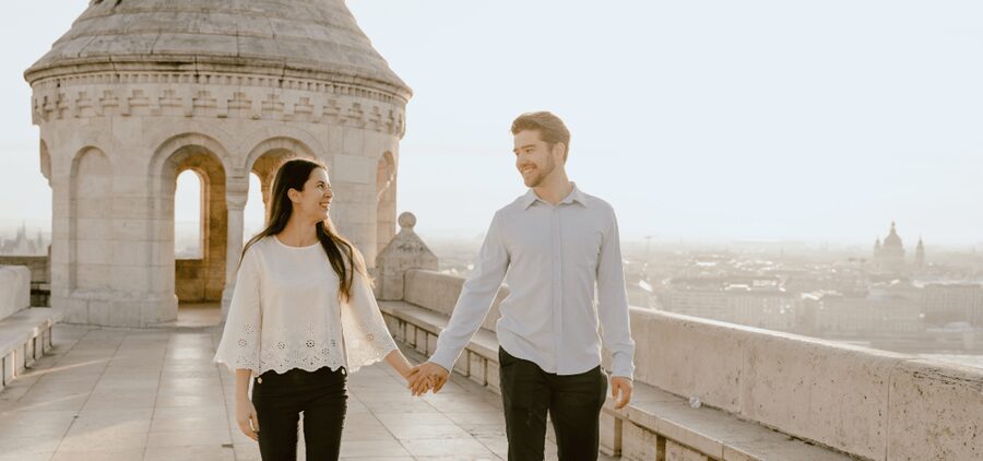 Budapest: romantic photoshoot at Buda's iconic sightseeings - What happens during the 45-minute session