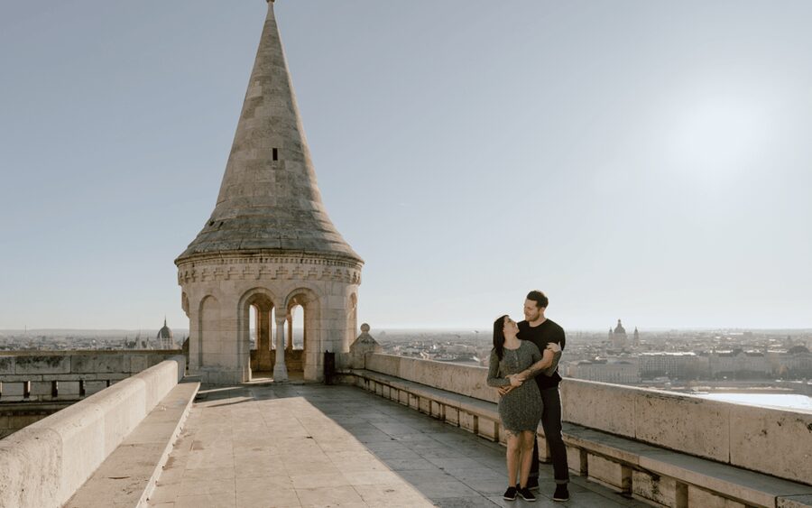 Budapest: romantic photoshoot at Buda's iconic sightseeings - Is $227 good value for a private group?