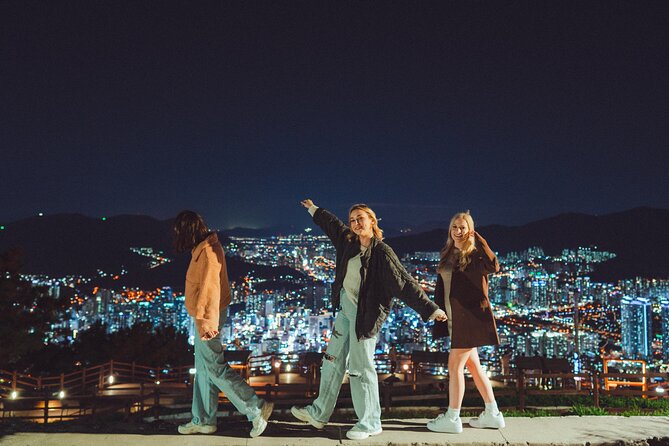 Busan: Night Small Group Photo Tour (Max 7) - Meeting at 7:00 pm and setting the pace