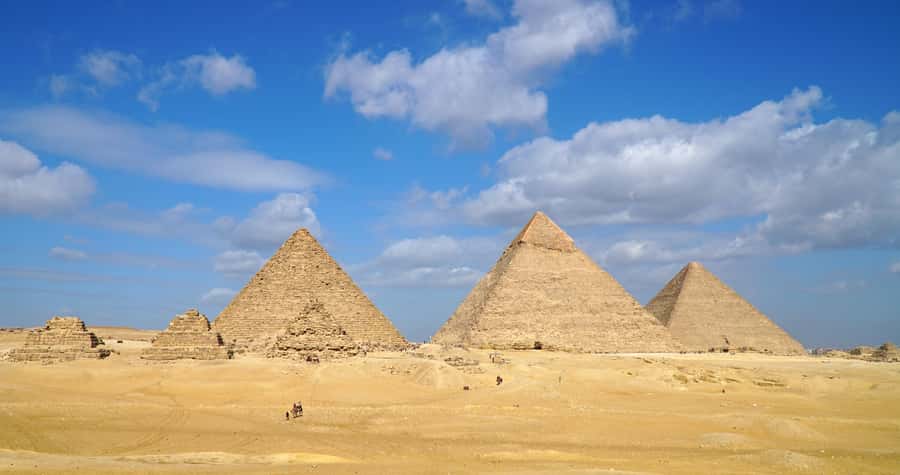 Cairo: Private Half-Day Pyramids Tour with Photographer - Who should book this experience?