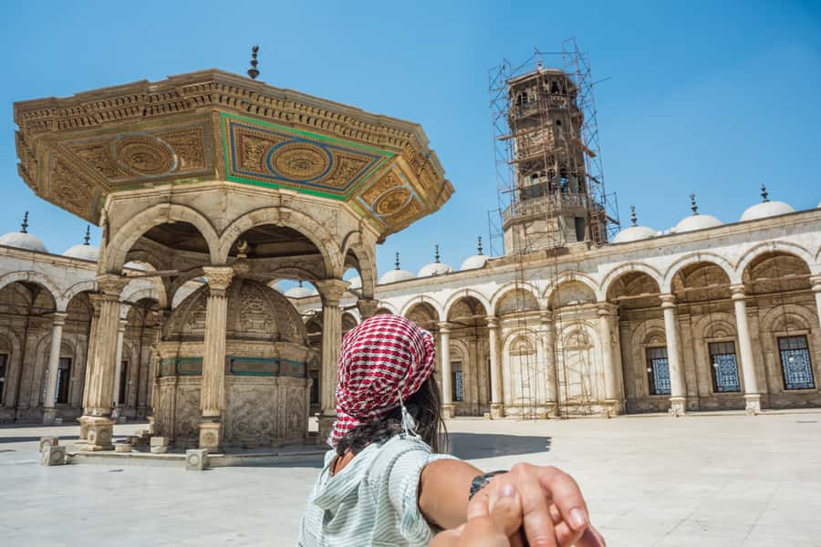 Cairo: Pyramids, Bazaar, Citadel Tour with Photographer - Hotel pickup and the ride to Giza