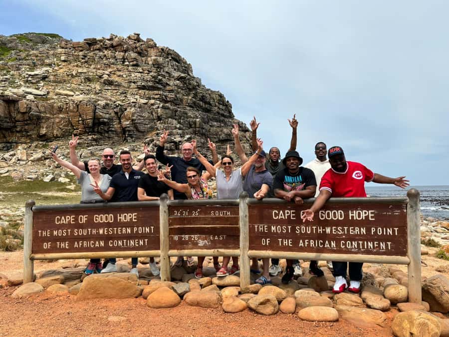 Cape Town: Table MT, Cape Point & Penguins Instagram Tour - Noordhoek and the ostrich farm stop