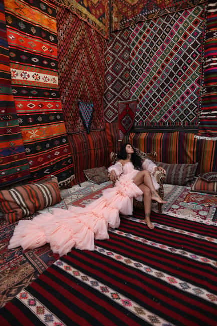 Cappadocia: Photo Shooting With Flying Dress & Carpet House - Who will enjoy this most