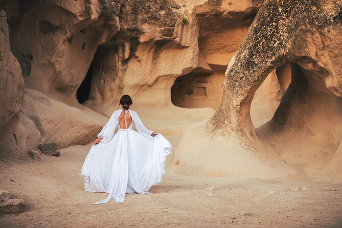 Cappadocia Private Flying Dress & Hot Air Balloon Photoshoot - Is $241.36 good value for two people?