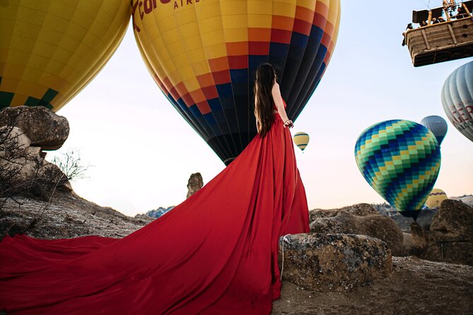 Cappadocia Private Photo Shoot Experience with Hotel Pickup - Props, cars, horses, and extra styling