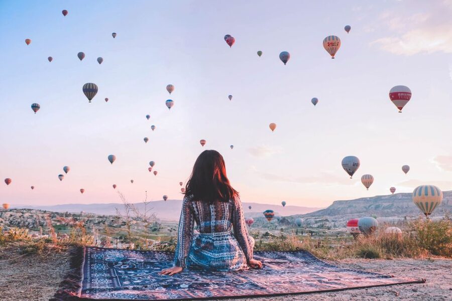 Cappadocia: Sunrise Balloon Watching Tour with Photographer - Why watch Cappadocia balloons from the ground?