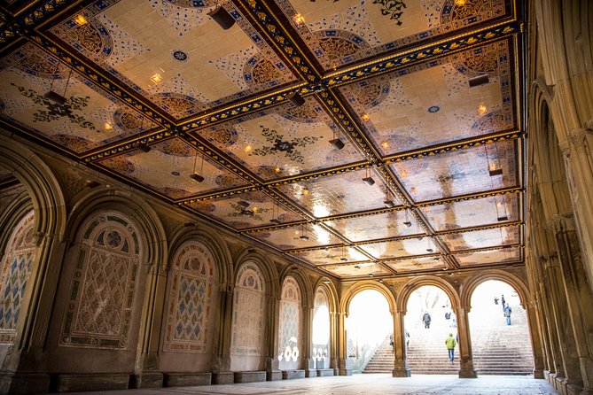 Central Park Photography Tour with Local Photographer - Swedish Cottage Marionette Theatre