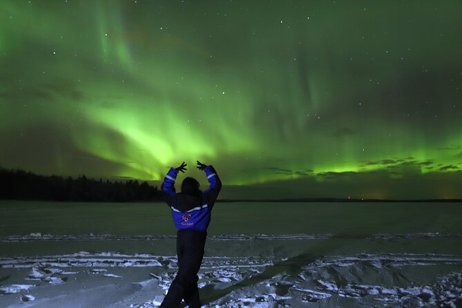 Chasing Aurora with Photographer - Small Group - A small group, but not a private outing