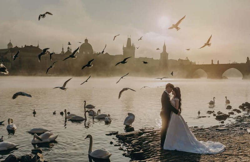 Cinematic Photoshoot Experience in Prague - Key points at a glance