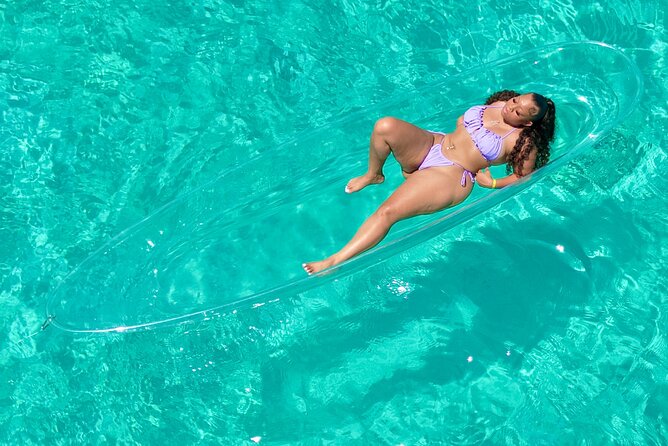 Clear Kayak Photoshoot in Nassau ,Bahamas. - What this Nassau photoshoot really is