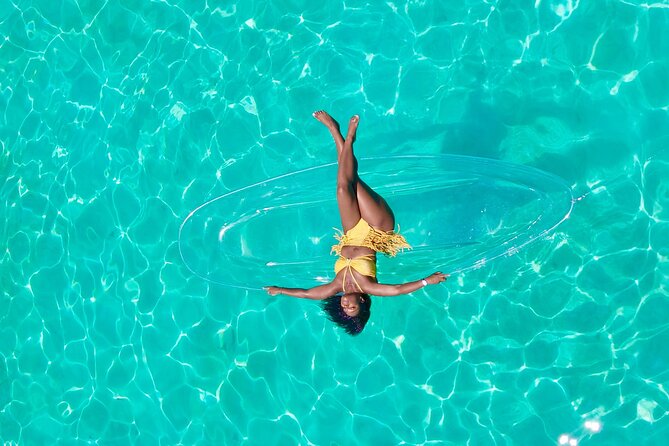 Clear kayak photoshoot Nassau Bahamas. - Why this Nassau photo session works well on a cruise day