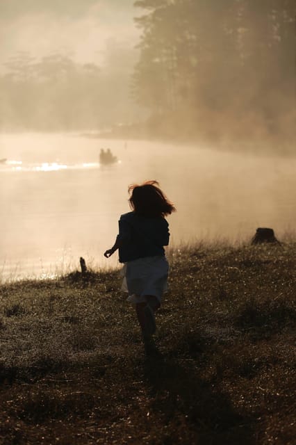 Da Lat: Sunrise Lake and Forest Photography Tour - Coffee, toast, and a quiet breakfast