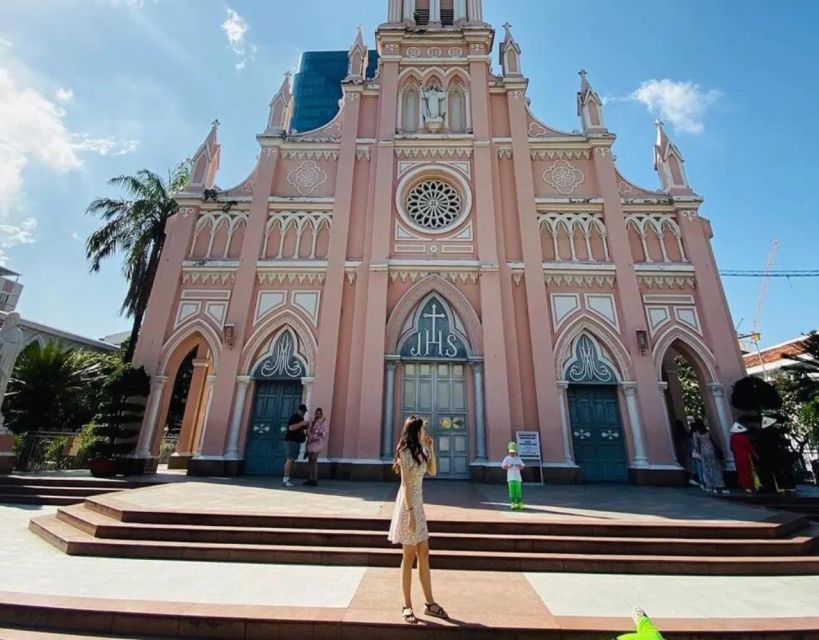 Da Nang: Private & All-Inclusive Instagram Tour - 4:00 p.m. at Da Nang’s Pink Church