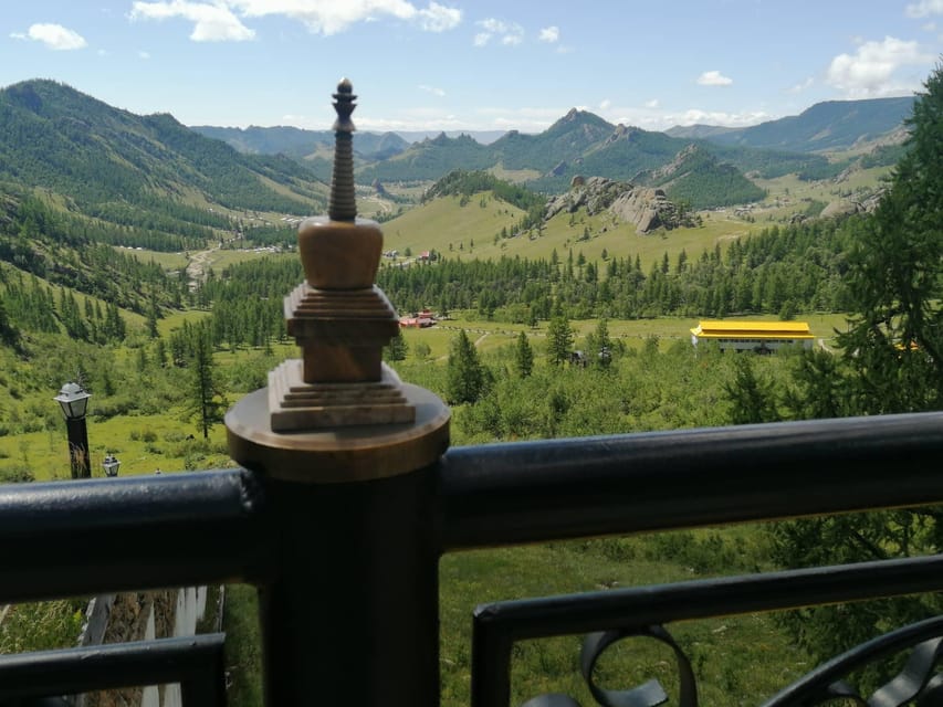 Day tour with Traditional clothes and photographer - Aryabal Meditation Monastery requires a little effort