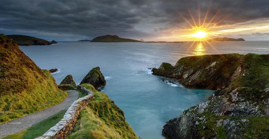 Dingle: Slea Head Sunset & Magic Hours Photo Tour - Coumeenoole Strand at the water’s edge