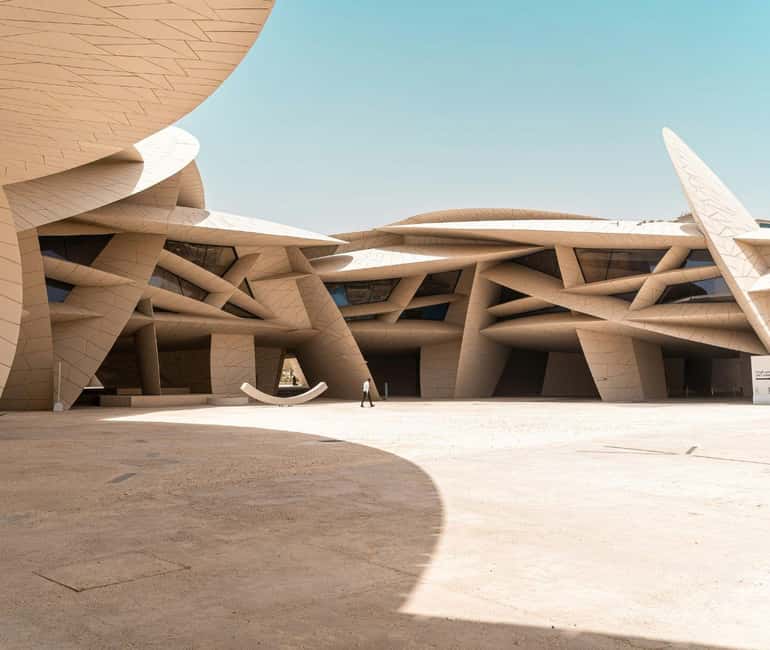 Doha: Iconic Spots & Hidden Corners Guided Photography Tour - Starting with Doha’s waterfront and the Corniche