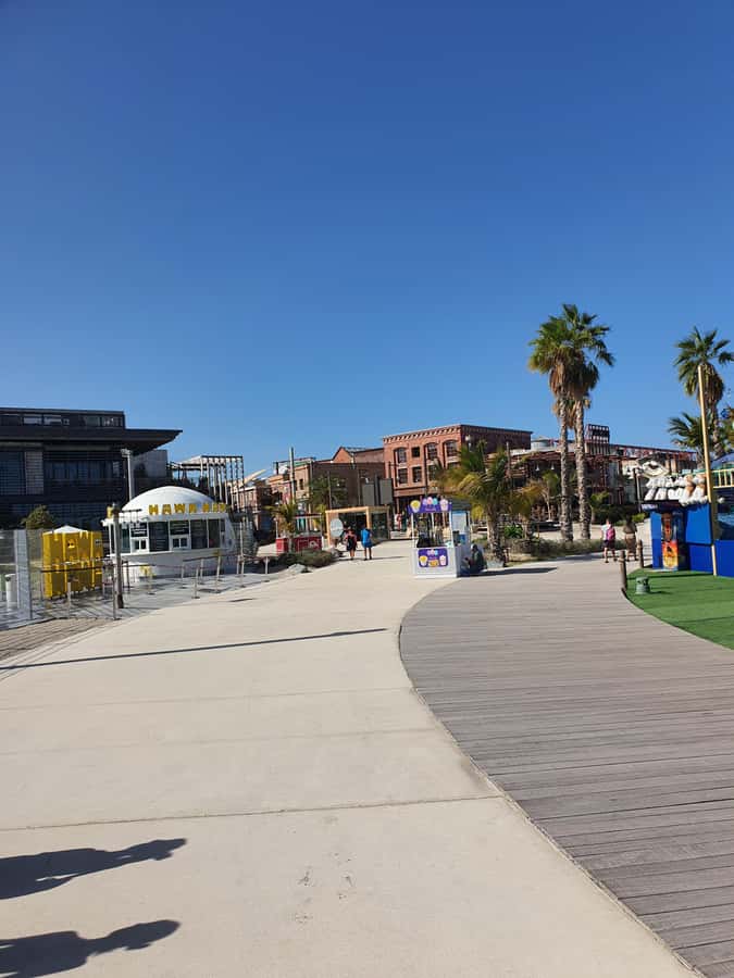 Dubai: Exclusive Private City Highlights Instagram Tour - Key points at a glance