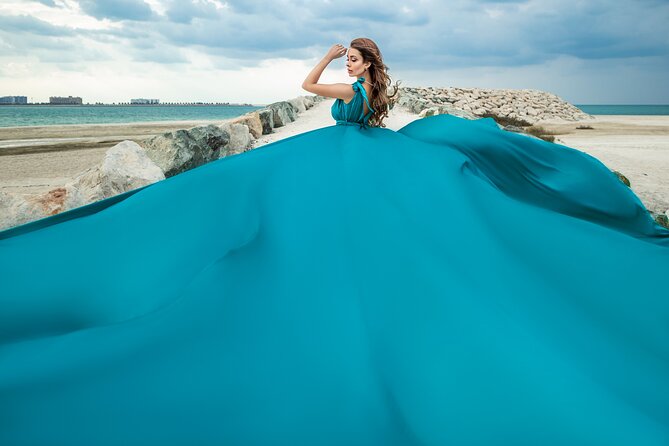 Dubai: Flying dress photoshoot - Arriving at the photo location