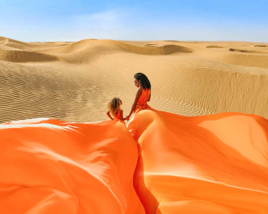 Dubai: Flying Dress Photoshoot Experience - Ninety minutes in front of the camera