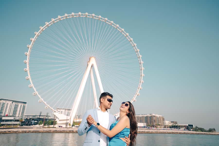 Dubai: JBR Beach Pre Wedding Photoshoot - JBR Beach Walk and the 45-minute middle stop