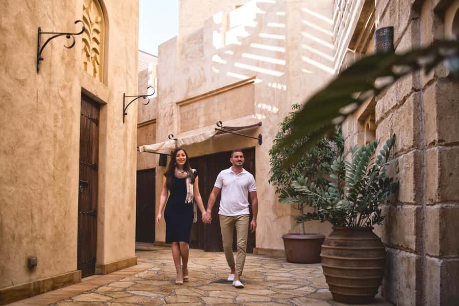 Dubai Photo Shoot with a Personal Travel Photographer - Why a private photo session works well in Dubai