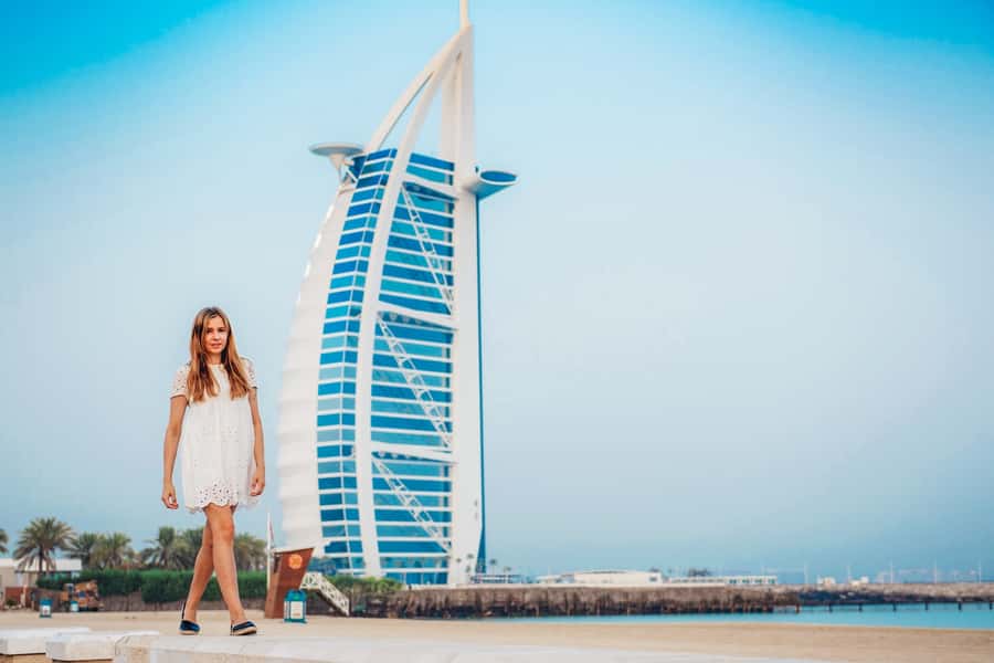 Dubai Photo Shoot with a Personal Travel Photographer - What happens during the photo shoot