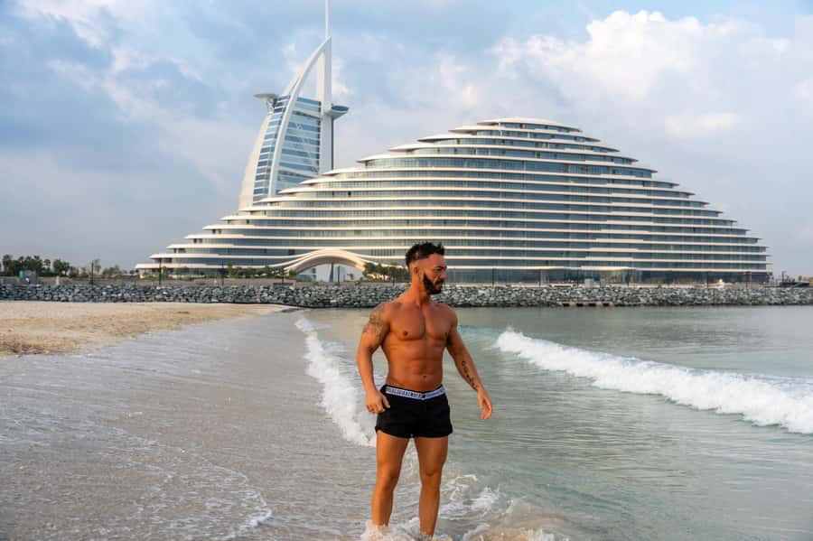 Dubai: Private Photoshoot with Hotel Pickup and Drop-off - What makes this Dubai photoshoot useful