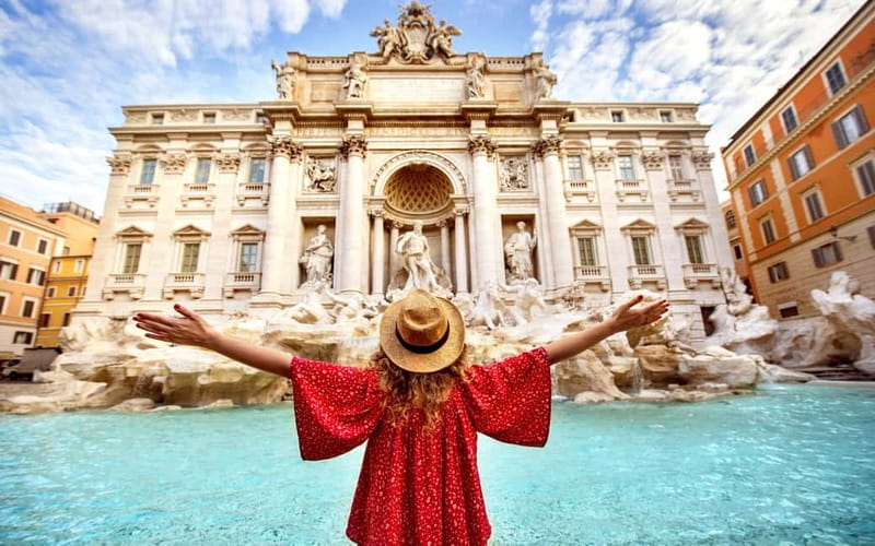 Early morning photoshoot at The Trevi Fountain - What happens during the 30-minute standard session