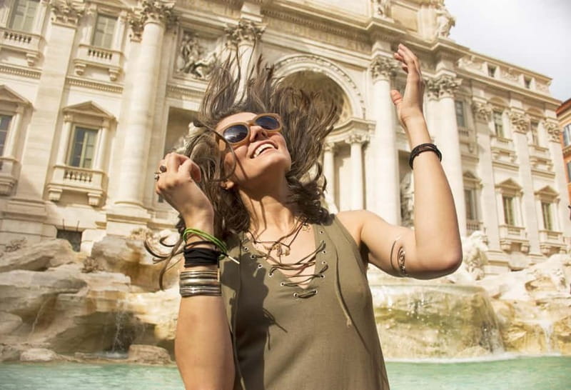 Early morning photoshoot at The Trevi Fountain - Extra landmarks on the longer sessions