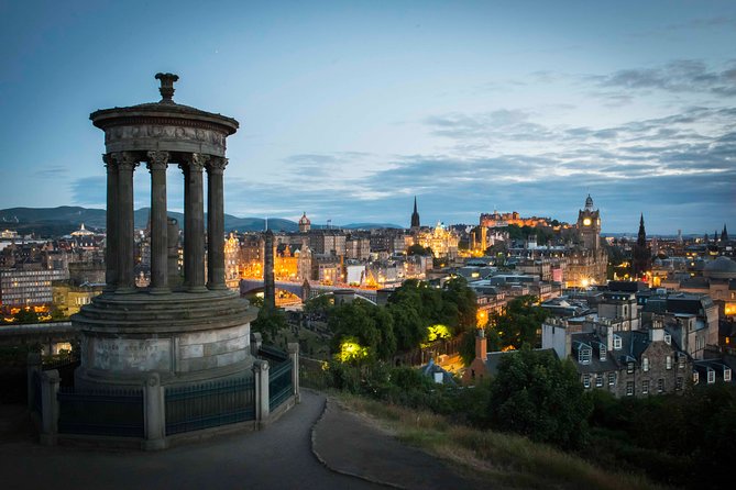 Edinburgh Photography Masterclass - Private Photography Lesson - Golden hour, city lights, and the changing mood