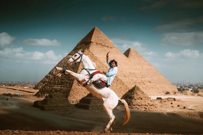 Egypt Luxury Photoshoot & Full Day Private Day Tour at Giza - Nine Pyramids View and the camel photographs