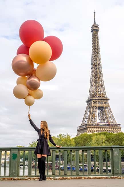 Eiffel Tower privat Photoshoot - The one-hour Eiffel Tower photo stop