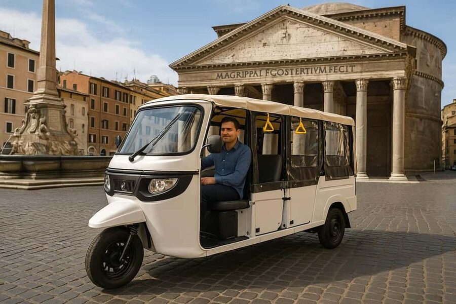 Electric Tuk-Tuk Photography Service of Rome - Choose between central highlights and hilltop views
