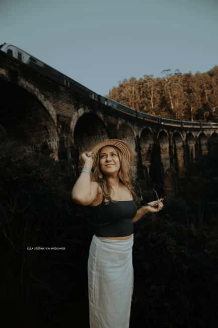 Ella: Nine Arch Bridge Photoshoot - Choosing between solo, couple, family, and pre-wedding sessions