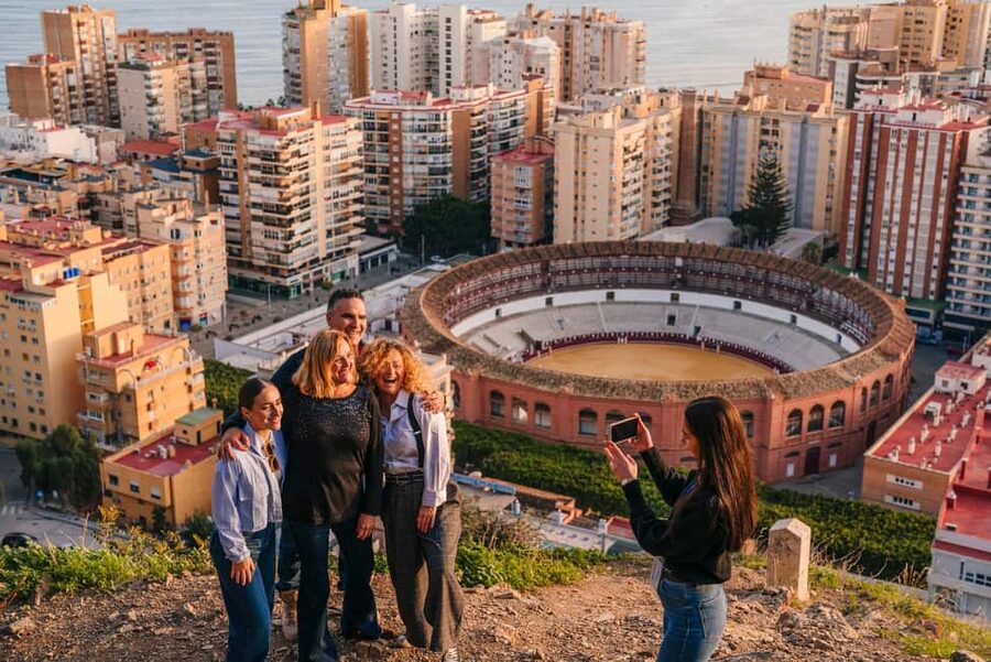 Express Tuk-Tuk Tour in Malaga: Gibralfaro Viewpoint and Photography - Key points to know before booking