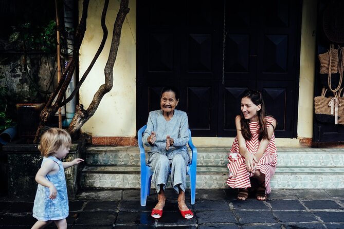 Family Photography Tour in Hoi An - A one-hour walk with a little scheduling room