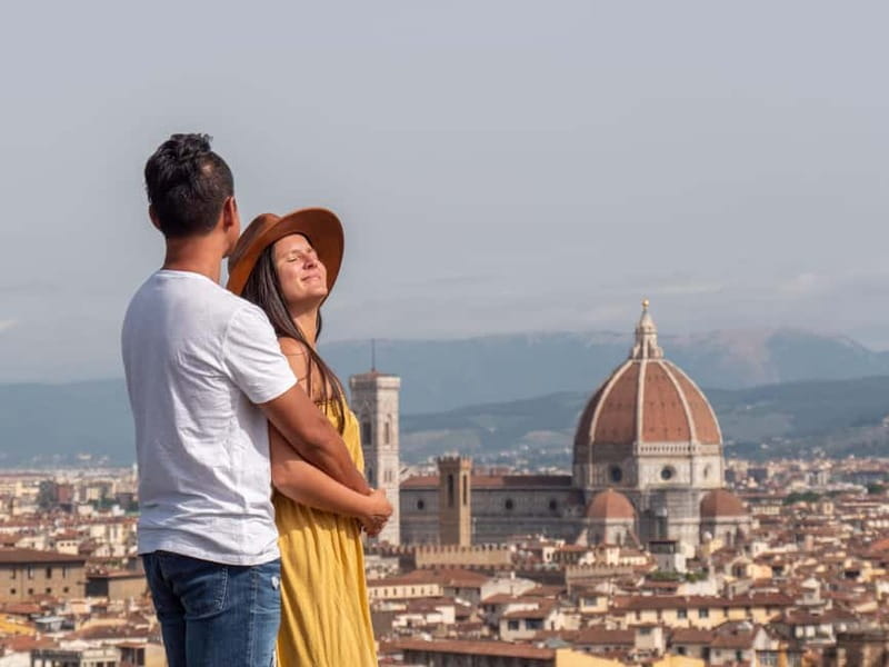 Florence: City Skyline Photoshoot at Piazzale Michelangelo - The views: Duomo, Ponte Vecchio, and the Arno