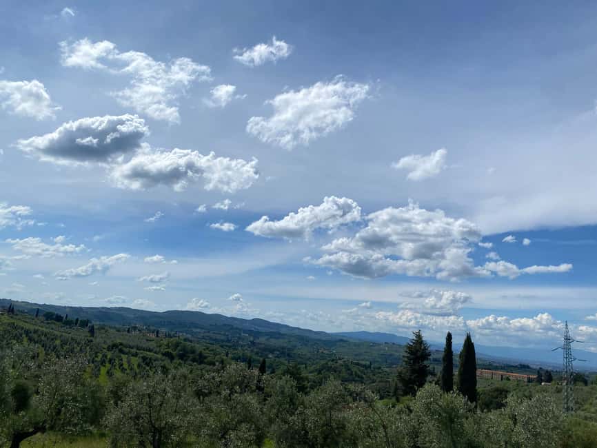 Florence Countryside 2.5h Premium E-Bike Tour + Photo Shoot - What the $105 price really covers