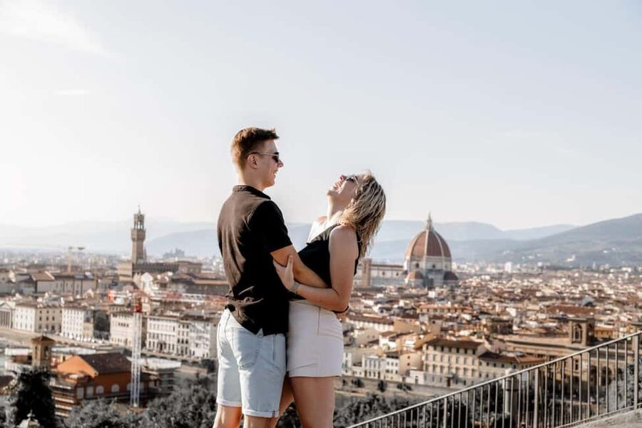 Florence: Private Photoshoot at Piazzale Michelangelo - Should you book the Piazzale Michelangelo photoshoot?