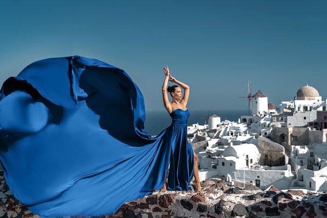 Flying Dress Photo © Photoshoot in Santorini: Express Package - What the 30-Minute Shoot Is Like