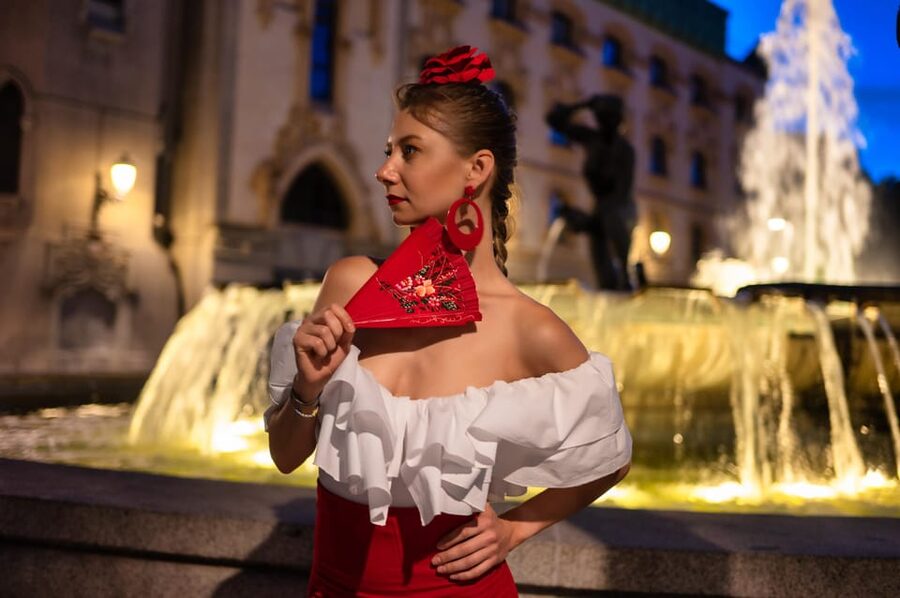 Flying Dress Photoshoot in Madrid - Photographer direction makes a major difference