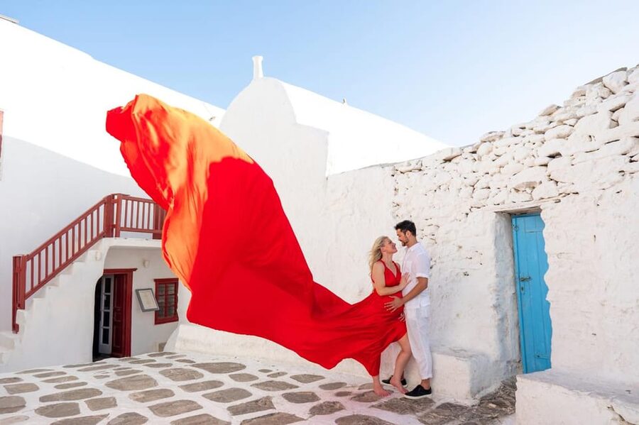 Flying Dress Photoshooting Mykonos - Timing, comfort, and practical preparation