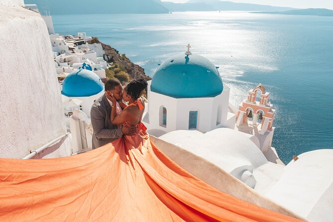 Flying Dress Santorini Photoshoot - The dress rental and what you actually pay for