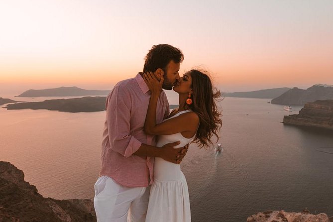 Flying Dress Santorini Photoshoot - How many photographs you receive